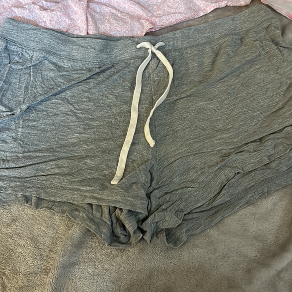 Bundle of three j crew PJ shorts - Picture 2 of 7